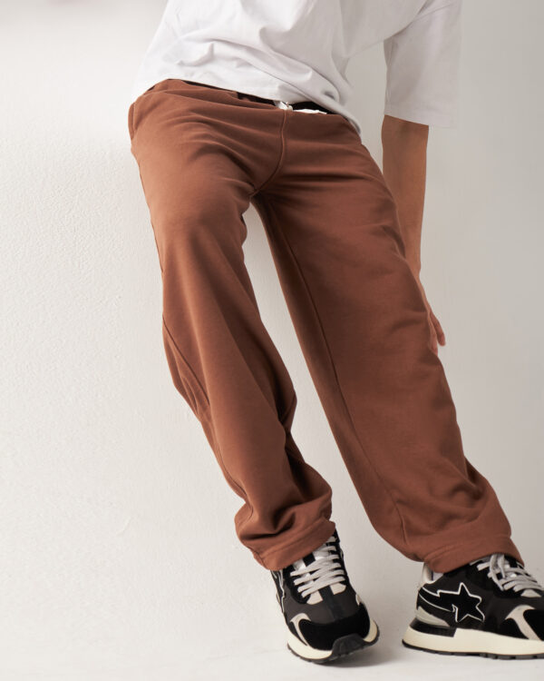 Introducing our Brown Straight Fit Sweatpants, designed for comfort and easy movement. Made from Summer Melton 100% Cotton Fabric for a soft feel against the skin. Perfect for everyday wear, Add them to your wardrobe today and experience the ultimate blend of comfort and style.